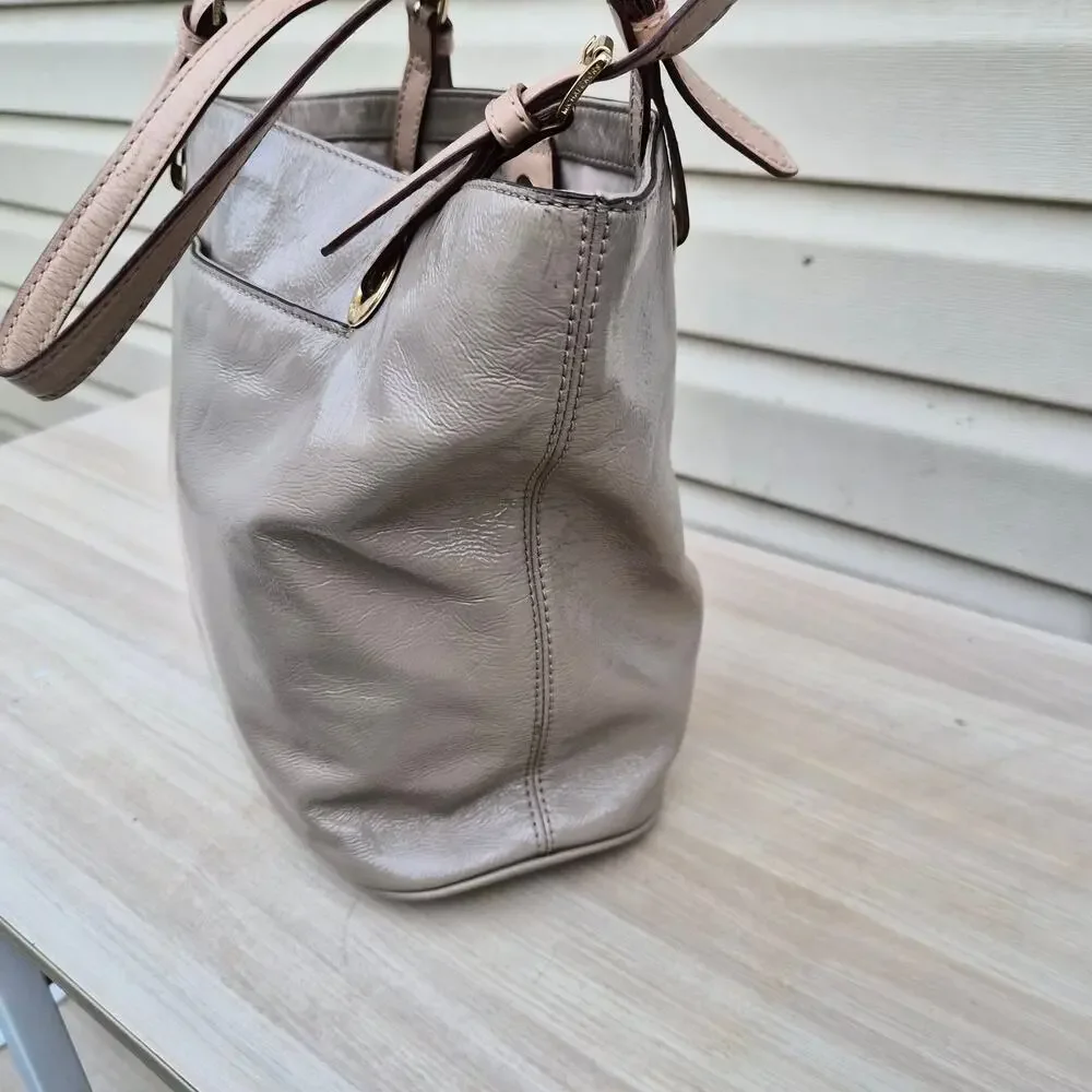 Michael Kors Voyager EW‎ Tote Leather Shoulder Bag